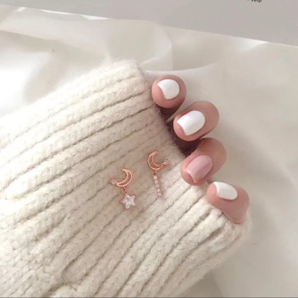 Asymmetric Rose Gold Star Moon Stud Earrings - Picture 3 of 8